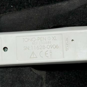 Applanation Tonometer